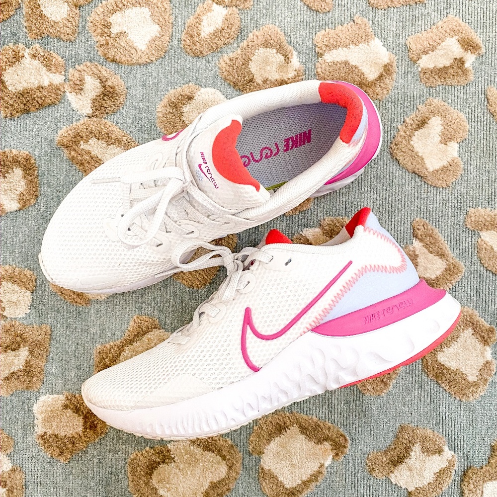 Nike Renew Run Size 7 LIKE NEW